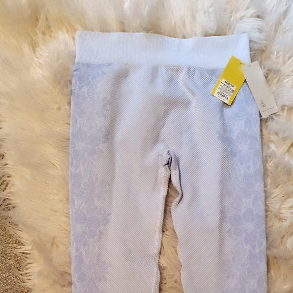 Girl lavender leggings
